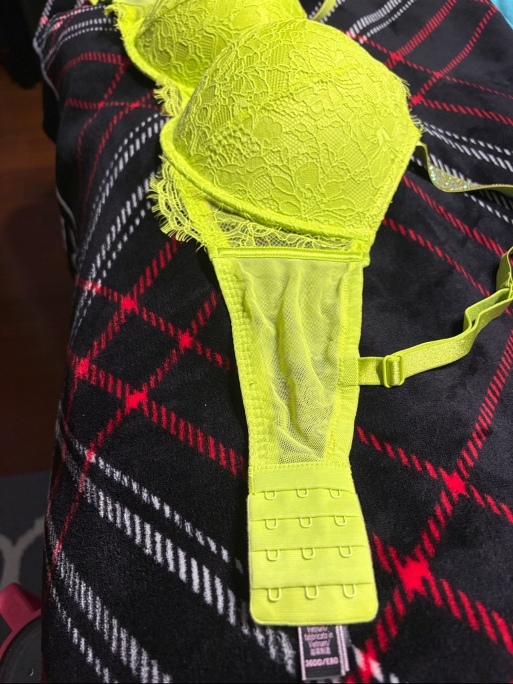 Victoria secret Lace Push-Up Bra in Neon Yellow with Rhinestone Straps 36DD - Picture 2 of 6